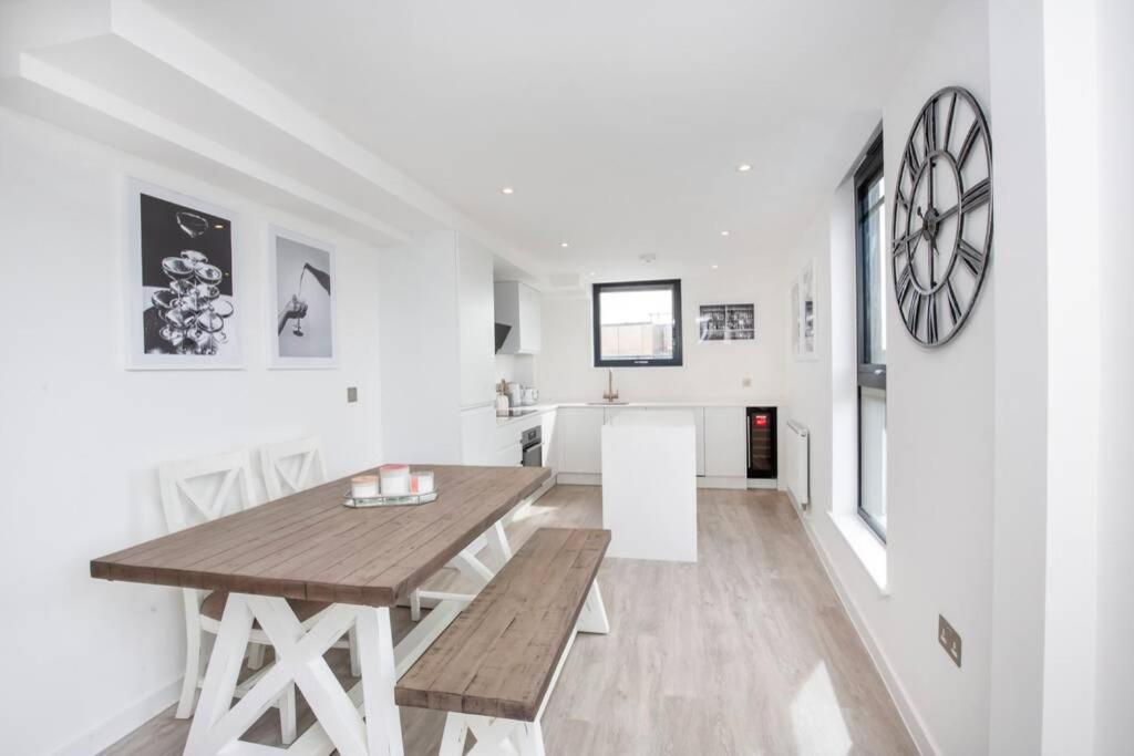 2 Bedroom Penthouse - Large Balcony - Minster View York Luaran gambar